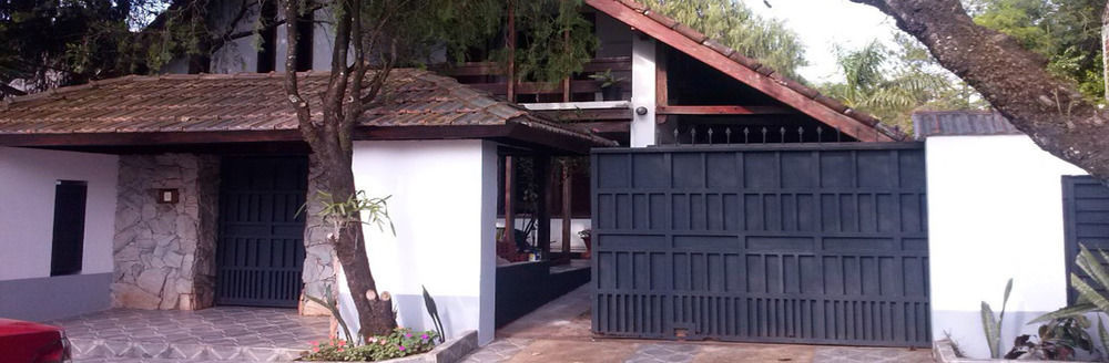 Petit Hotel Caraguata Puerto Iguazú Kültér fotó