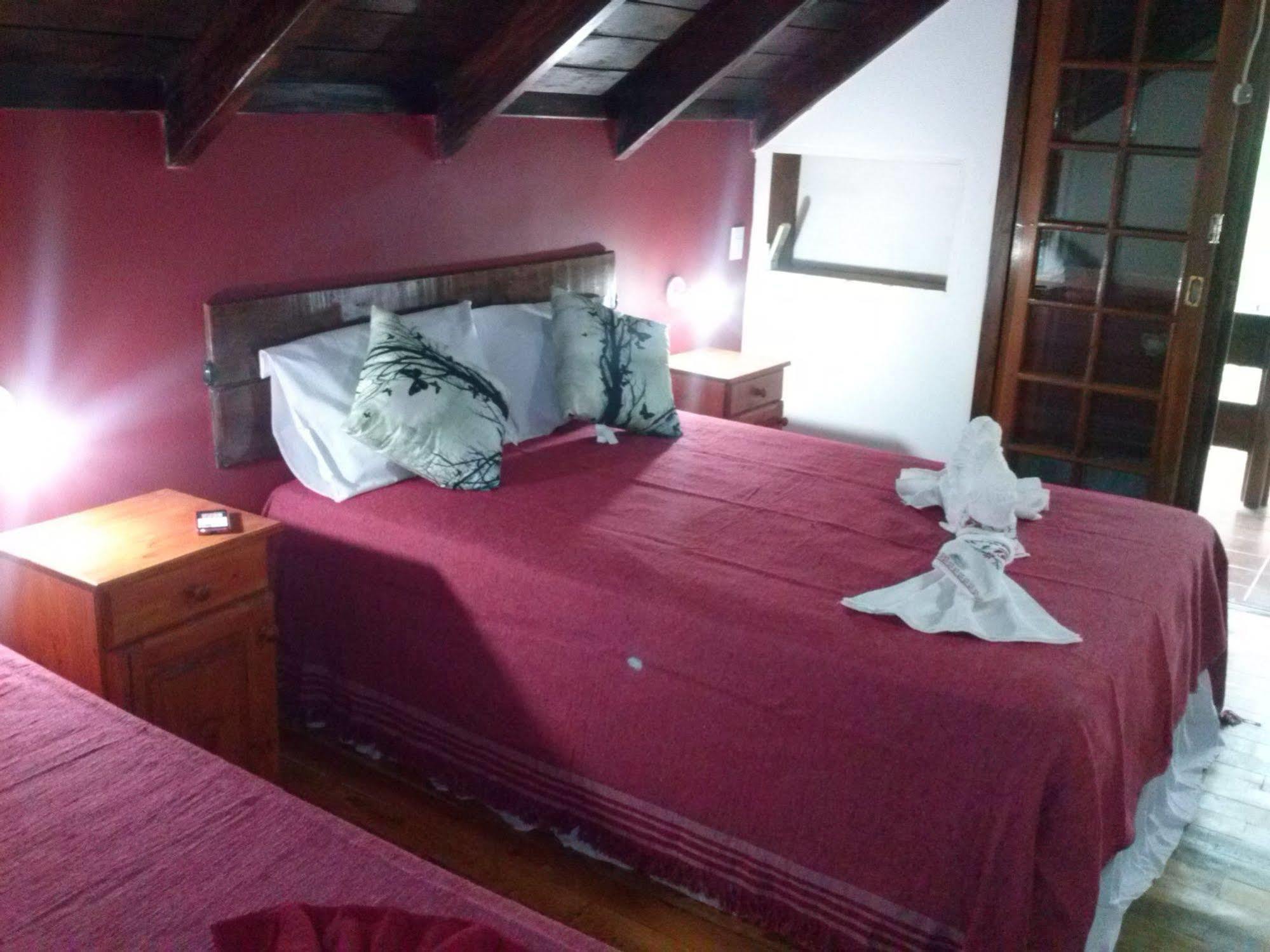 Petit Hotel Caraguata Puerto Iguazú Kültér fotó